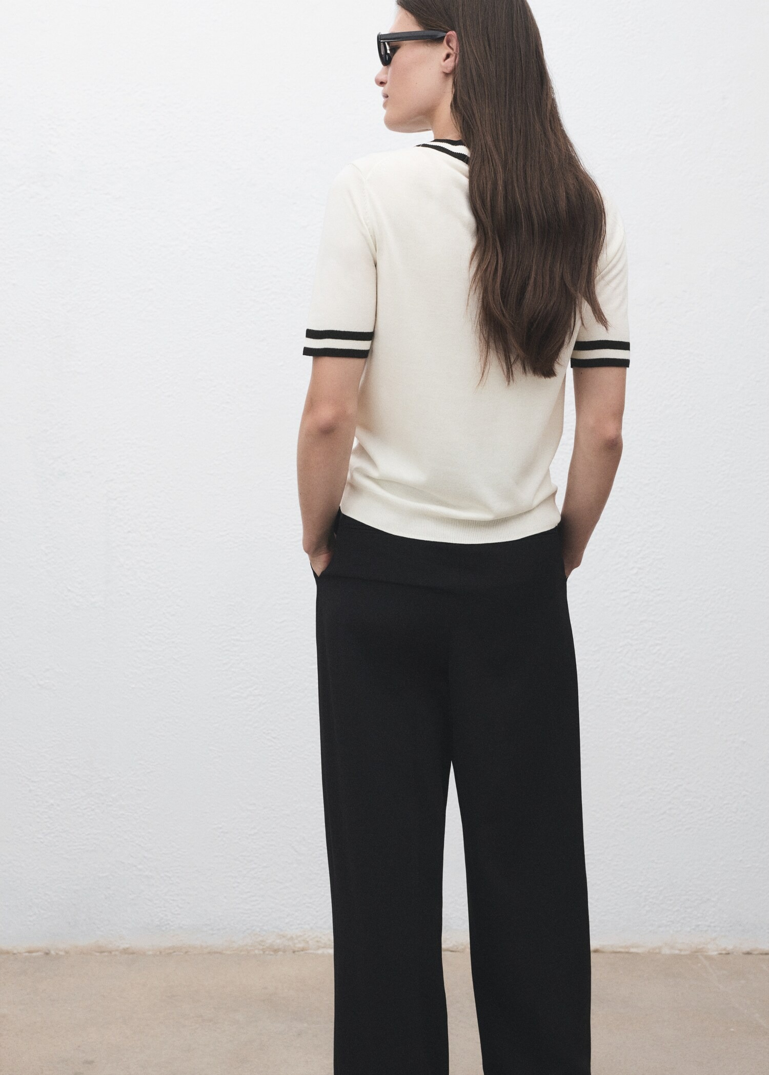 Short-sleeved sweater with contrasting stripes - Image 2